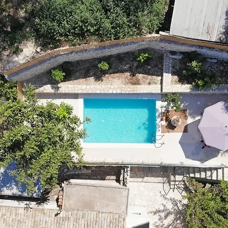 Paxos Adamantia With Private Pool *